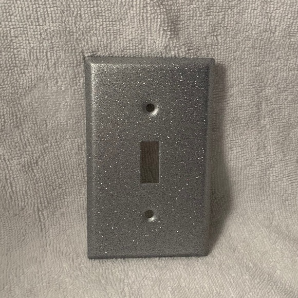 SILVER GLITTER SINGLE TOGGLE LIGHT SWITCH COVER - Picture 1 of 8